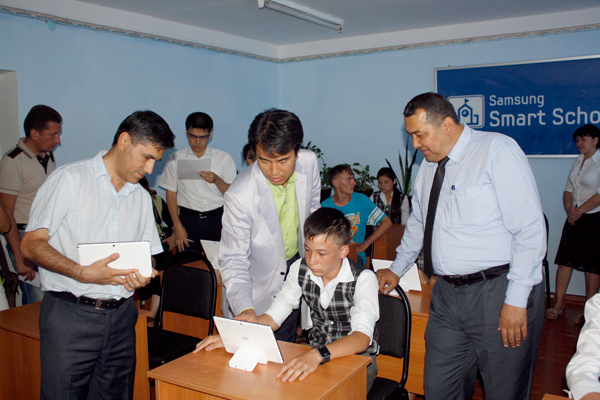 First “smart” class opens in Uzbekistan