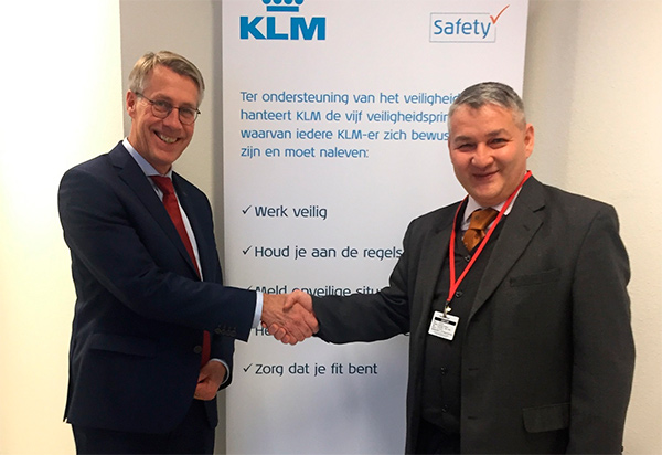 Dilyor Khakimov meets with KLM International Director