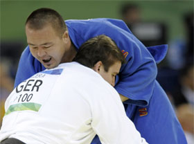 Judoka Abdullo Tangriev becomes Absolute World Champion
