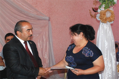 Yangi Kamolon mahalla hosts event dedicated to Independence Day