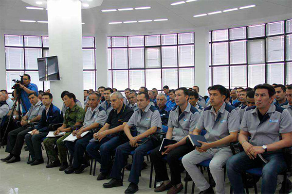 GM Uzbekistan holds meeting with staff to prevent corruption cases