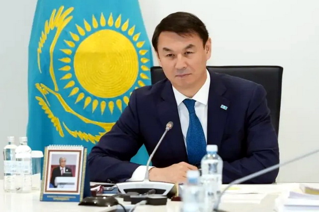Қозоғистоннинг Ўзбекистондаги собиқ элчиси Президент Администрацияси раҳбарининг биринчи ўринбосари этиб тайинланди
