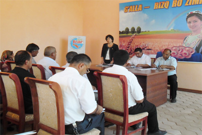 UzLiDeP supports experience of leading farmers