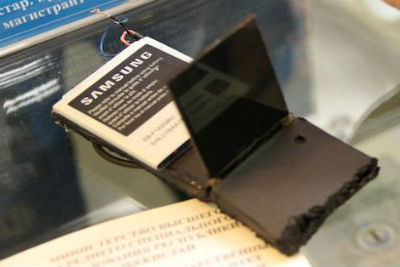 Uzbek student creates mobile handset with transparent double-sided display