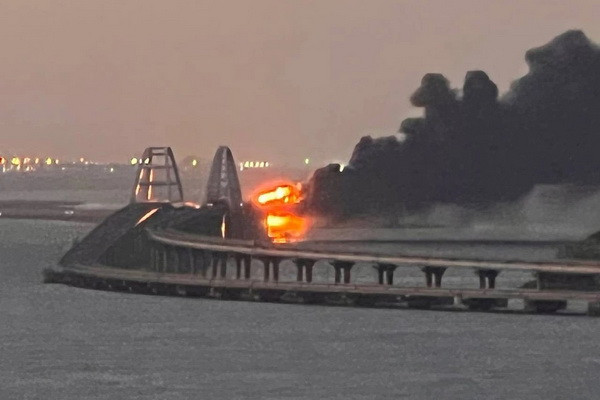 What is known about the undermining of the Crimean bridge