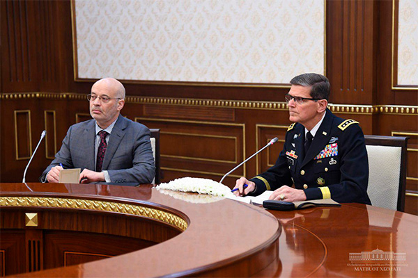 Uzbek President receives US General Joseph L. Votel