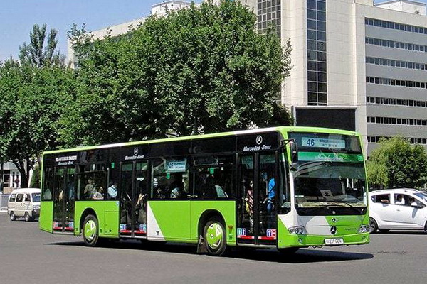 Transport vazirligi Toshkent avtobuslarida yo‘lkira to‘lovi bo‘yicha vaziyatni tushuntirdi