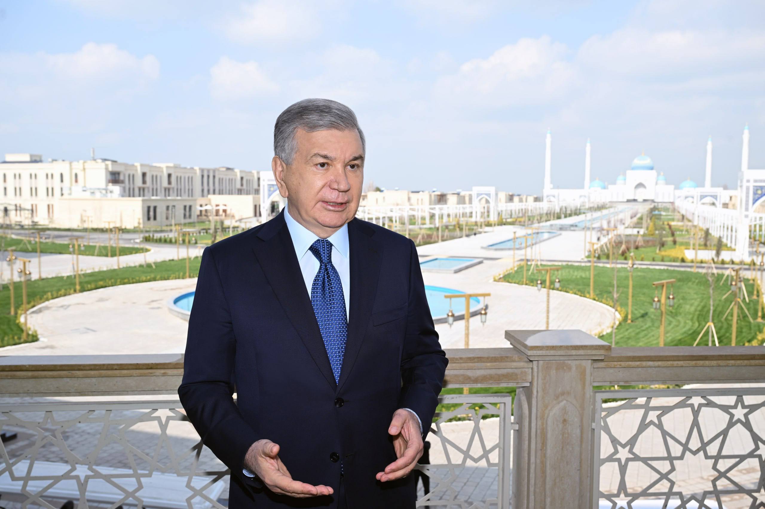 Мирзиёев осмотрел новый комплекс Имама Бухари в Самарканде
