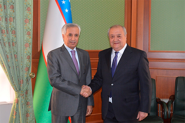 Uzbek FM holds meeting with delegation of Qatar