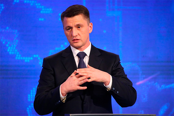 Head of Uzavtosanoat names problems in automobile industry
