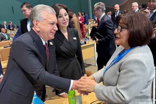 Shavkat Mirziyoyev Bokuda bir qator norasmiy uchrashuvlar o‘tkazdi