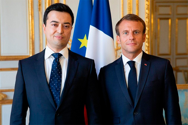 Ambassador of Uzbekistan presents his credentials to President of France