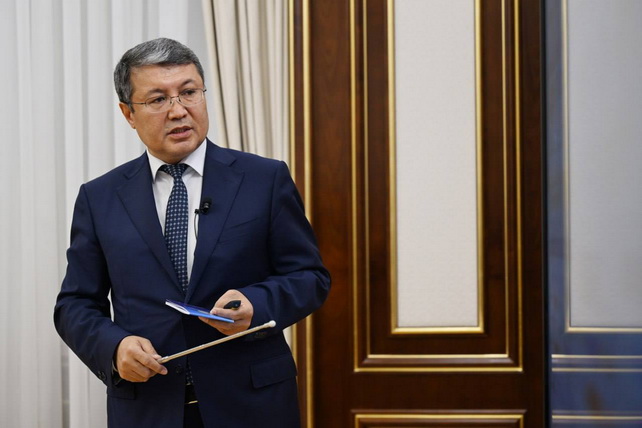 Президент рассмотрел планы по развитию интеллектуальной собственности, архивного дела и права