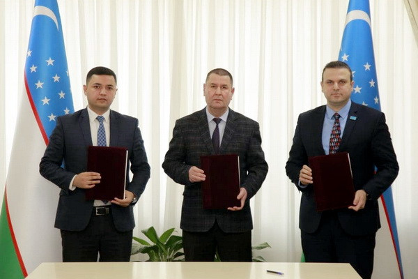 A signing ceremony of the Memorandum of the Learning Passport web platform takes place