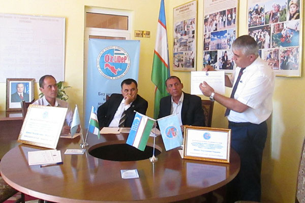 O‘zLiDeP Шавкат Мирзиеёвни қўллаб-қувватлаш учун имзо тўпламоқда