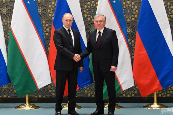 Presidents of Uzbekistan and Russia discuss issues of further enhancing collaboration
