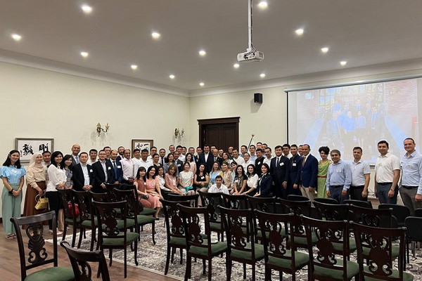 The sixth meeting of the Club of former graduates of Japanese universities was held at the residence of the Ambassador of Japan in Uzbekistan