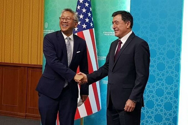 Uzbek-American talks were held at the Foreign Ministry with the participation of a US delegation led by Assistant Secretary of State