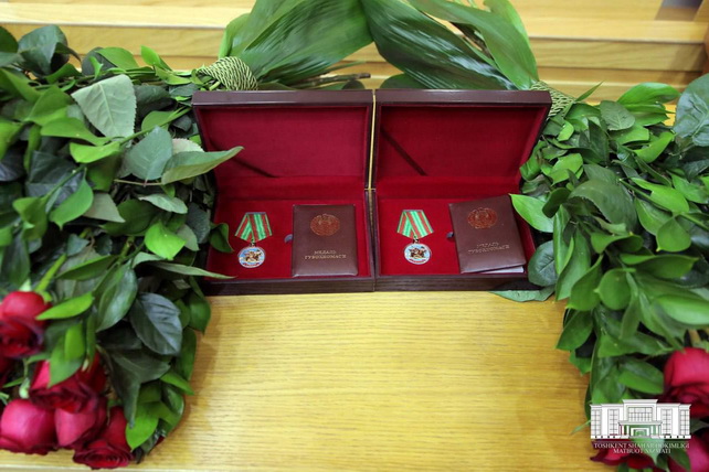 Abdumannop Samikov Posthumously Awarded the Jasorat Medal for Saving Children