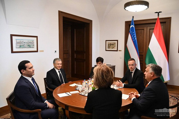 The President of Uzbekistan and the Prime Minister of Hungary hold a face-to-face meeting