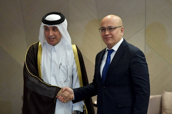 Furkat Sidikov holds talks with the State Minister of Foreign Affairs of Qatar