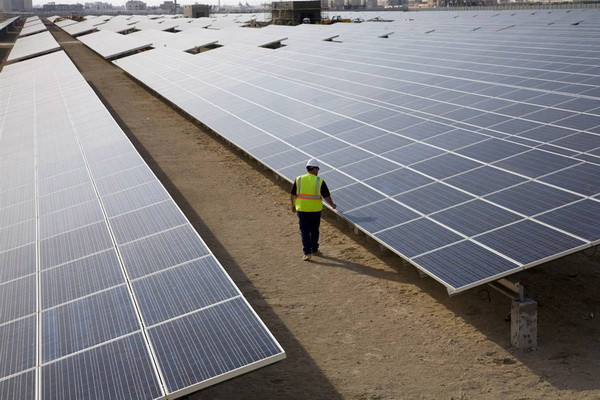 Uzbekistan to build new solar plant and first battery energy storage system with World Bank Group support