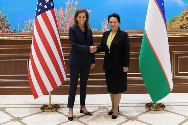 Chairperson of the Senate receives US Assistant Secretary of State for Global Affairs