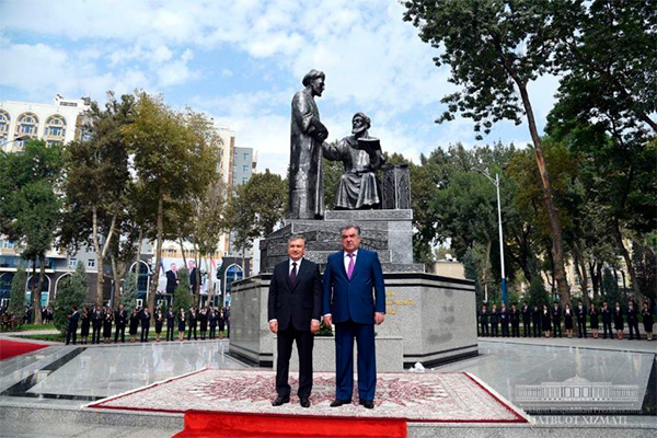 Monuments to Alisher Navoi and Abdurahman Jami opened in Dushanbe