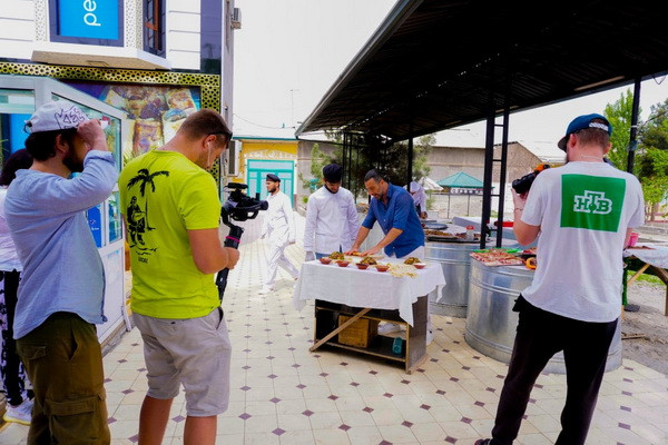 Russian TV channel filming a program about the gastronomic potential of the Ferghana Valley