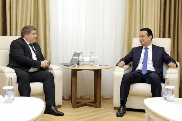 Laziz Kudratov holds a meeting with the co-founder of the Azerbaijani company Greenstream International