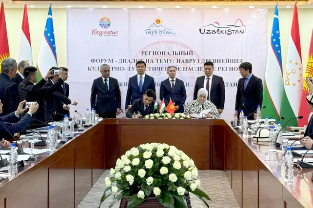 Xo‘jandda O‘zbekiston, Qirg‘iziston va Tojikiston o‘rtasidagi turizm hamkorligi istiqbollari muhokama etildi