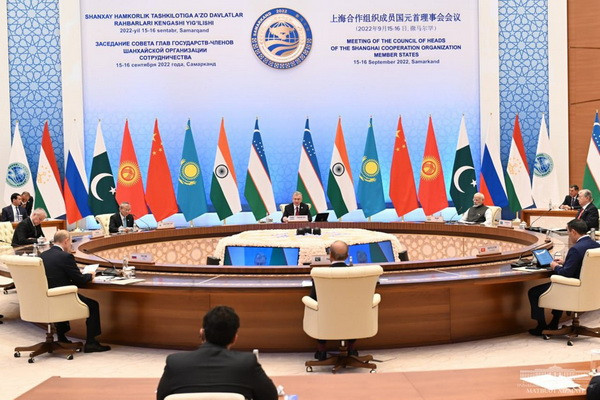 The Council of Heads of SCO Member States held a meeting in narrow format