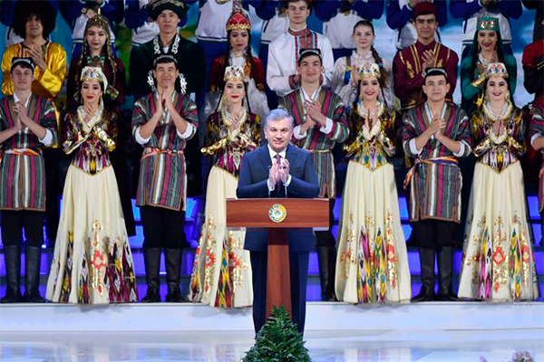Uzbek President attends festive event occasioned to Navruz