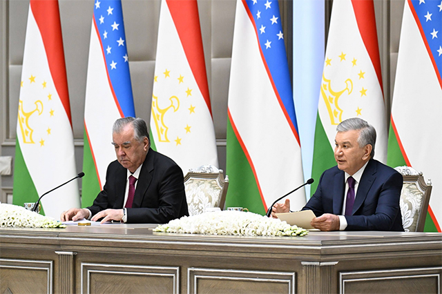 Мирзиёев и Рахмон подвели итоги заседания совета