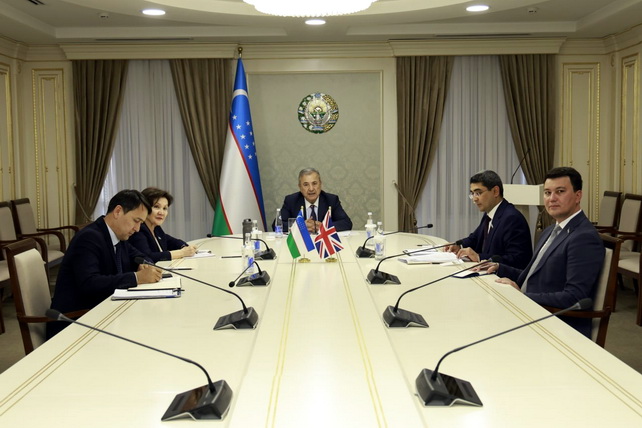 Обсуждены перспективы укрепления межпарламентского и экономического сотрудничества между Узбекистаном и Великобританией