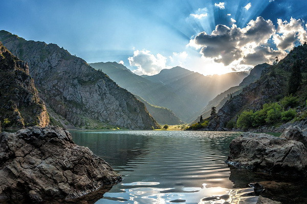 Entrepreneurs are provided with benefits when investing in Bostanlyk district