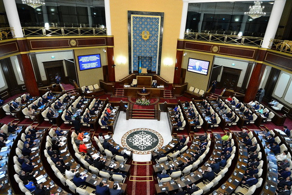 The Parliament of Kazakhstan excludes the First President’s Day from state holidays
