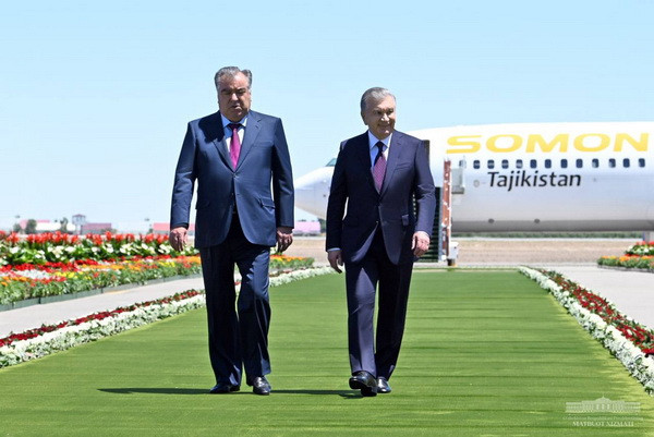 Presidents of Uzbekistan, Tajikistan visit Khorezm