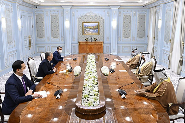 President of Uzbekistan receives the UAE delegation