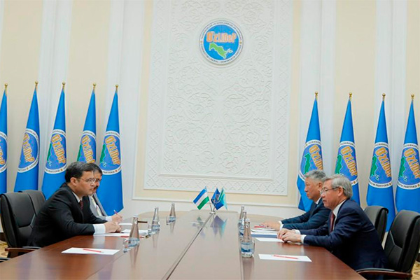 UzLiDeP holds negotiations with the Ambassador of Kazakhstan