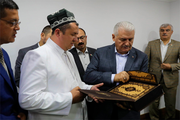 Binali Yildirim visits Samarkand