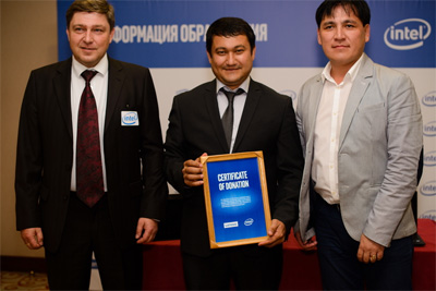 Intel and Lenovo hand over 30 mobile devices to schools in Uzbekistan