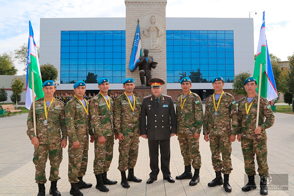 Uzbekistan military intelligence officers win Exercise Cambrian Patrol in the UK