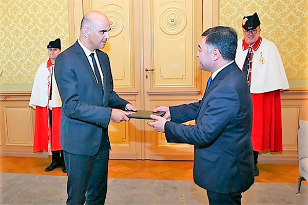 Ambassador of Uzbekistan presents his credentials to President of Switzerland