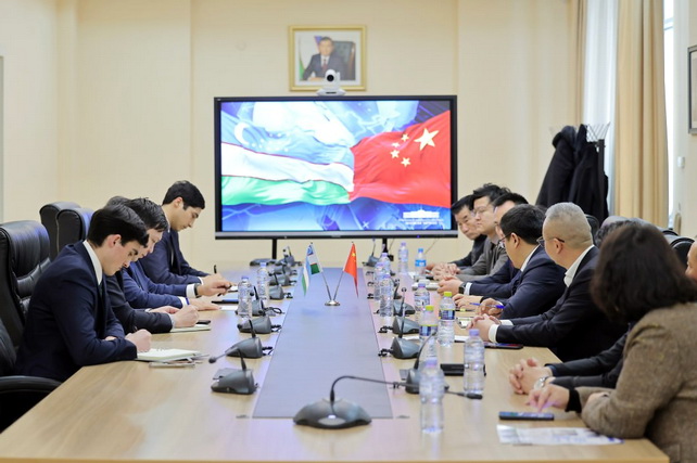 Urumchi delegatsiyasi Oʻzbekiston bilan qoʻshma texnopark yaratishni muhokama qilmoqda