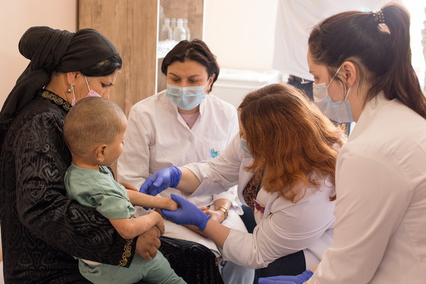 NGO Kapalak bolalar: Uzbek and Russian doctors visit their wards in Surkhandarya region