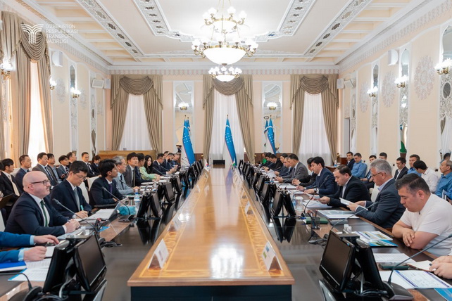 Представлено ТЭО проекта высокоскоростной железной дороги Ташкент – Самарканд