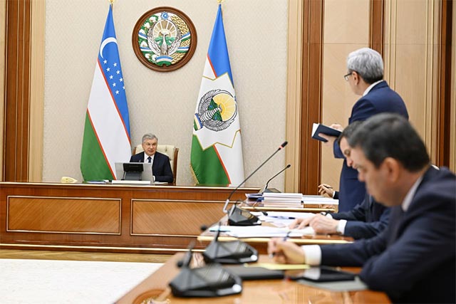 Президент провёл совещание по развитию Хорезмской области и повышению эффективности реформ