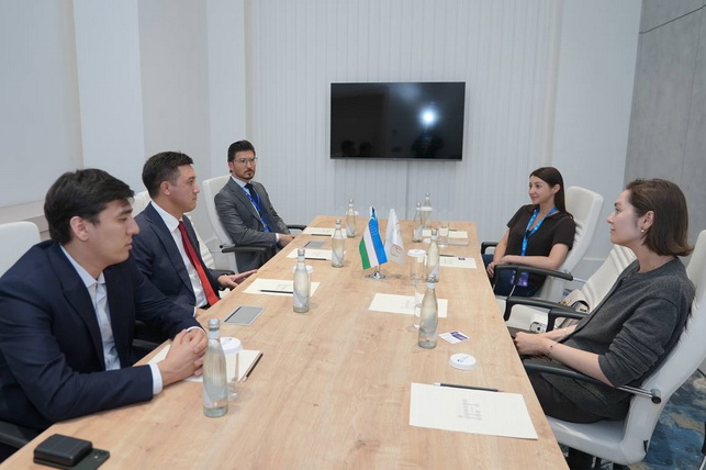Deputy Minister of Digital Technologies of Uzbekistan Discusses IT Education Development with Microsoft