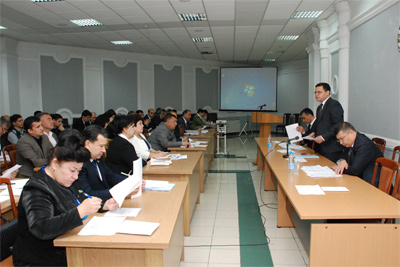 Tashkent hosts roundtable on development of e-commerce